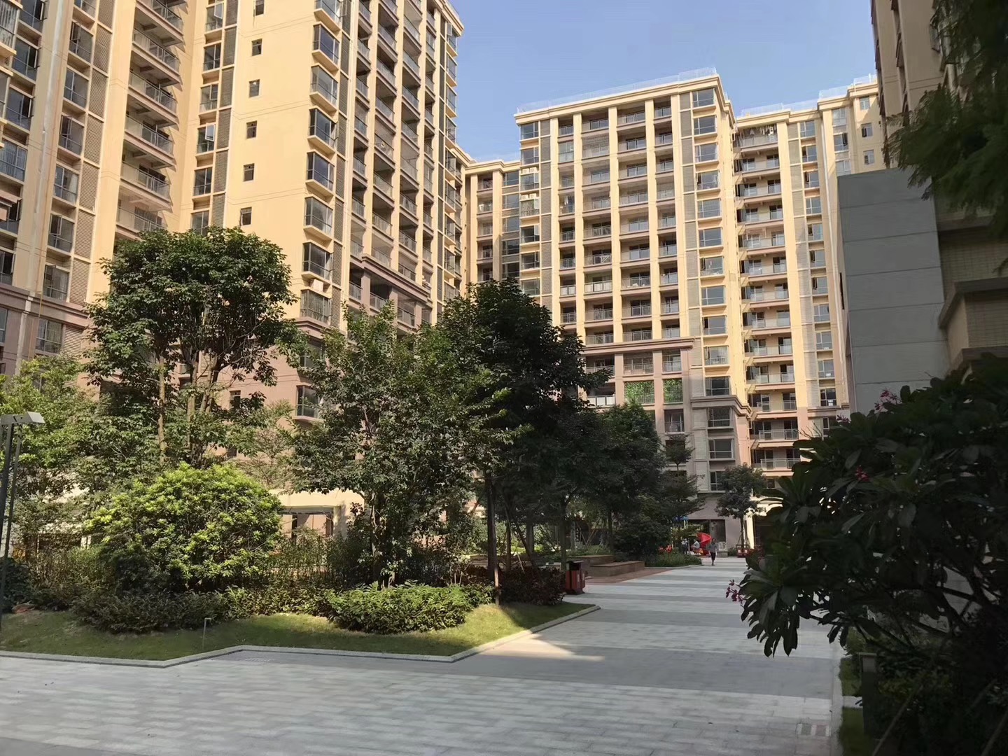 沙井5分钟八栋花园【中心花园二期】长安村委集资房(图2)