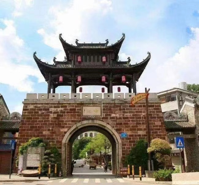 布吉甘坑古镇旁【半山雅筑】精装一房首付12万(图2)