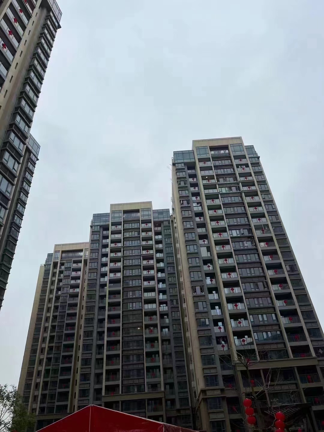 阳台山地铁口【福龙道.悦山荟】红本房2.88万一平(图5)
