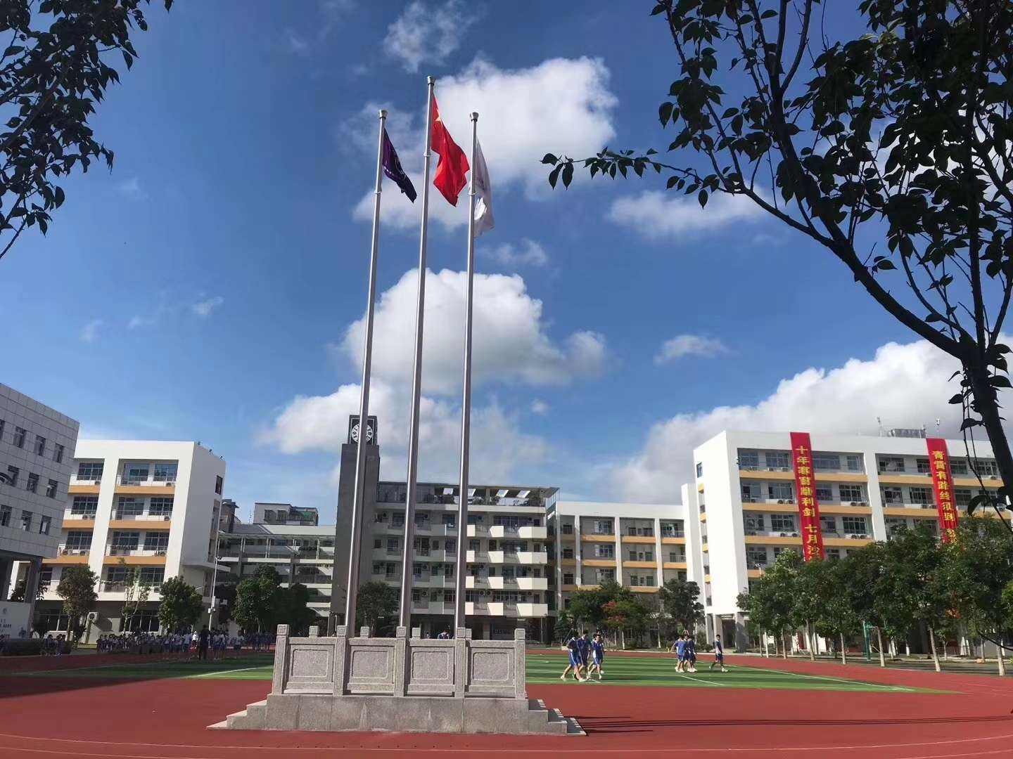 西乡白菜价【理想航城】两房总价46万一套起(图2)