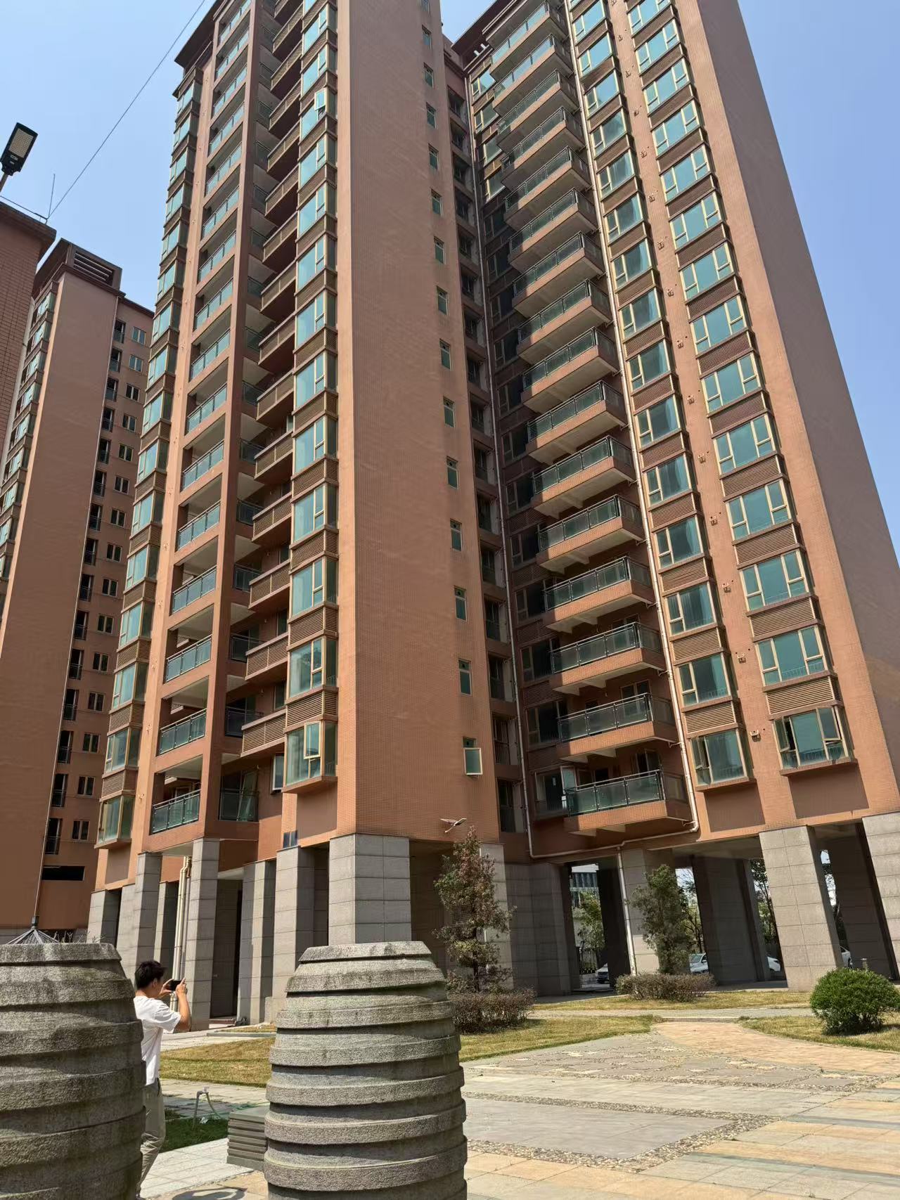 龙岗坪山统建楼【坪山花园】封闭式花园小区、两梯三户两房、总价60万、 沙田地铁口站5分钟(图4)